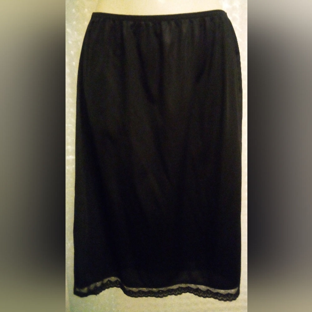 Vintage Deena Short Slip Black Size M